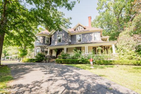 321 Guy Park Avenue Amsterdam NY 12010