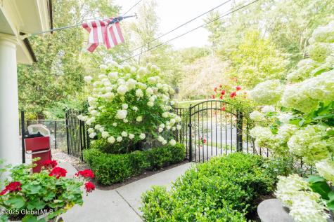 321 Guy Park Avenue Amsterdam NY 12010