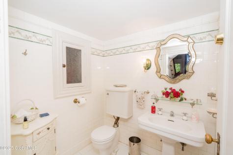 321 Guy Park Avenue Amsterdam NY 12010