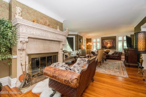 321 Guy Park Avenue Amsterdam NY 12010