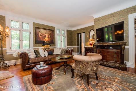 321 Guy Park Avenue Amsterdam NY 12010