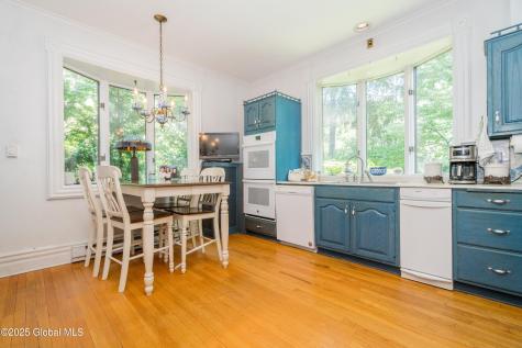 321 Guy Park Avenue Amsterdam NY 12010