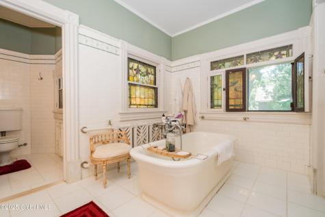 321 Guy Park Avenue Amsterdam NY 12010