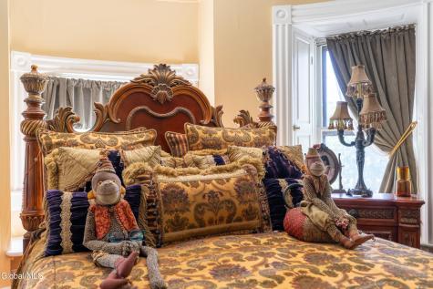 321 Guy Park Avenue Amsterdam NY 12010