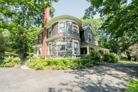 321 Guy Park Avenue Amsterdam NY 12010