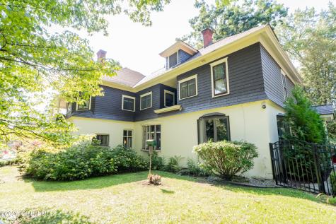 321 Guy Park Avenue Amsterdam NY 12010