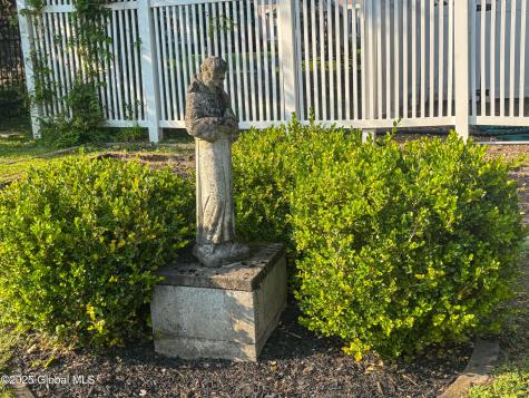 321 Guy Park Avenue Amsterdam NY 12010