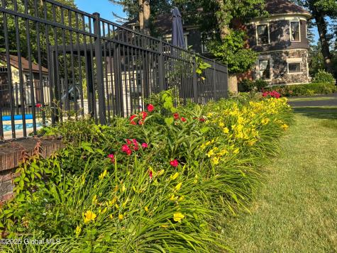 321 Guy Park Avenue Amsterdam NY 12010