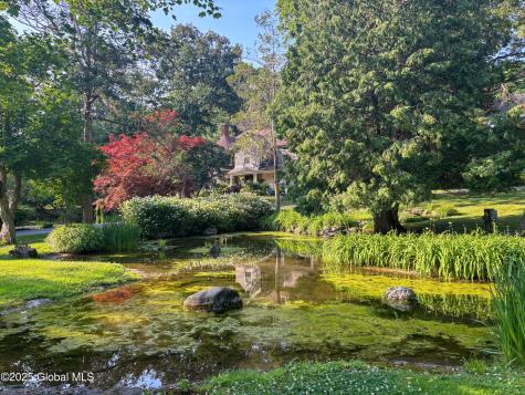 321 Guy Park Avenue Amsterdam NY 12010