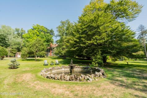 321 Guy Park Avenue Amsterdam NY 12010