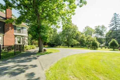 321 Guy Park Avenue Amsterdam NY 12010