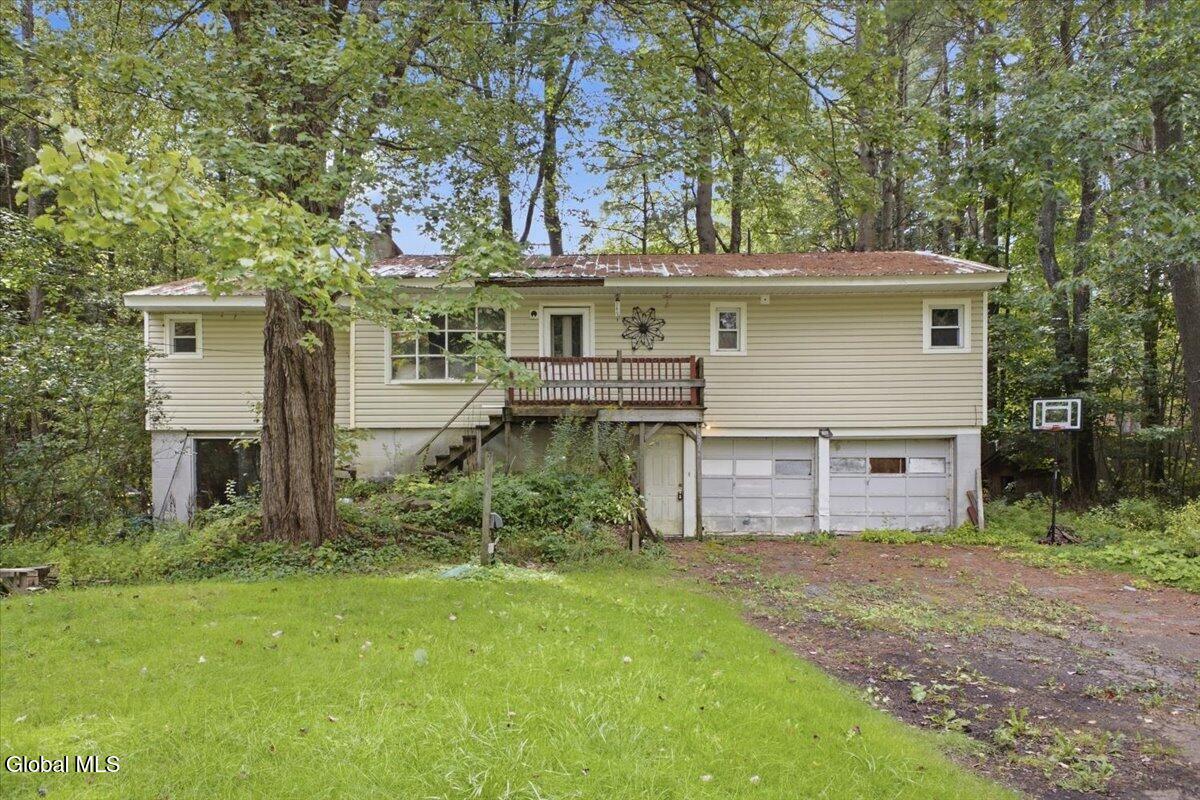 3215 New York 29a Caroga Lake NY 12032