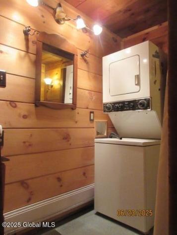 28 Pine Place Hadley NY 12835