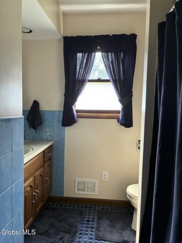 21 Huckleberry Lane Albany NY 12205