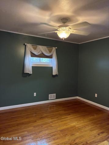 21 Huckleberry Lane Albany NY 12205