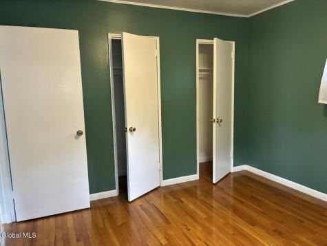 21 Huckleberry Lane Albany NY 12205