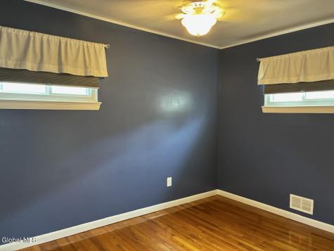 21 Huckleberry Lane Albany NY 12205