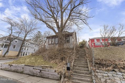 1498 2nd Street Rensselaer NY 12144