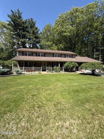 4 Pine Knoll Drive Saratoga NY 12866