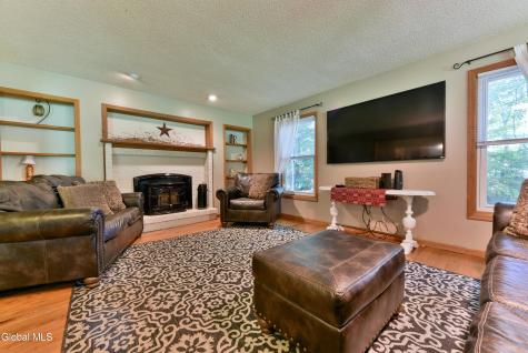 23 Knollwood Drive Saratoga Springs NY 12866