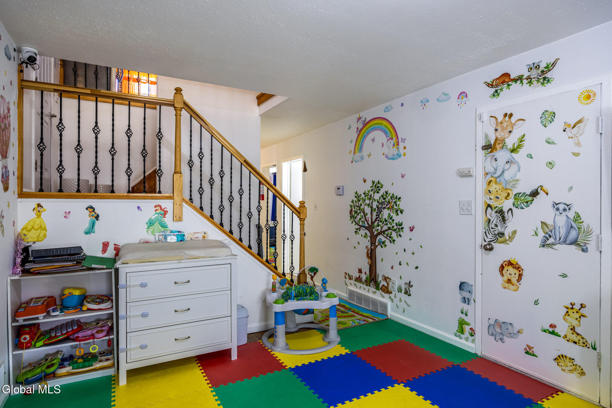 821 Hillside Avenue Schenectady NY 12308