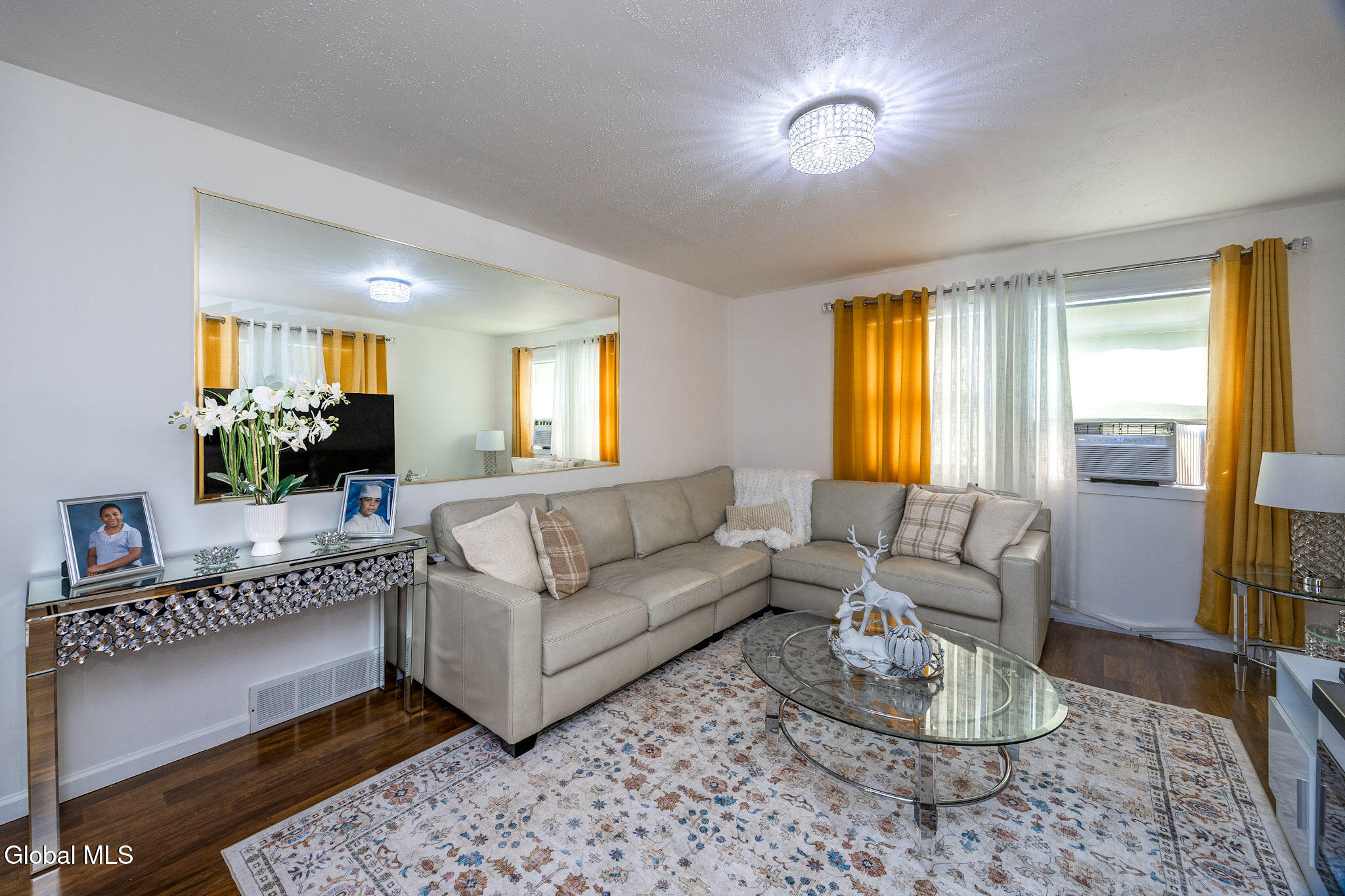 821 Hillside Avenue Schenectady NY 12308