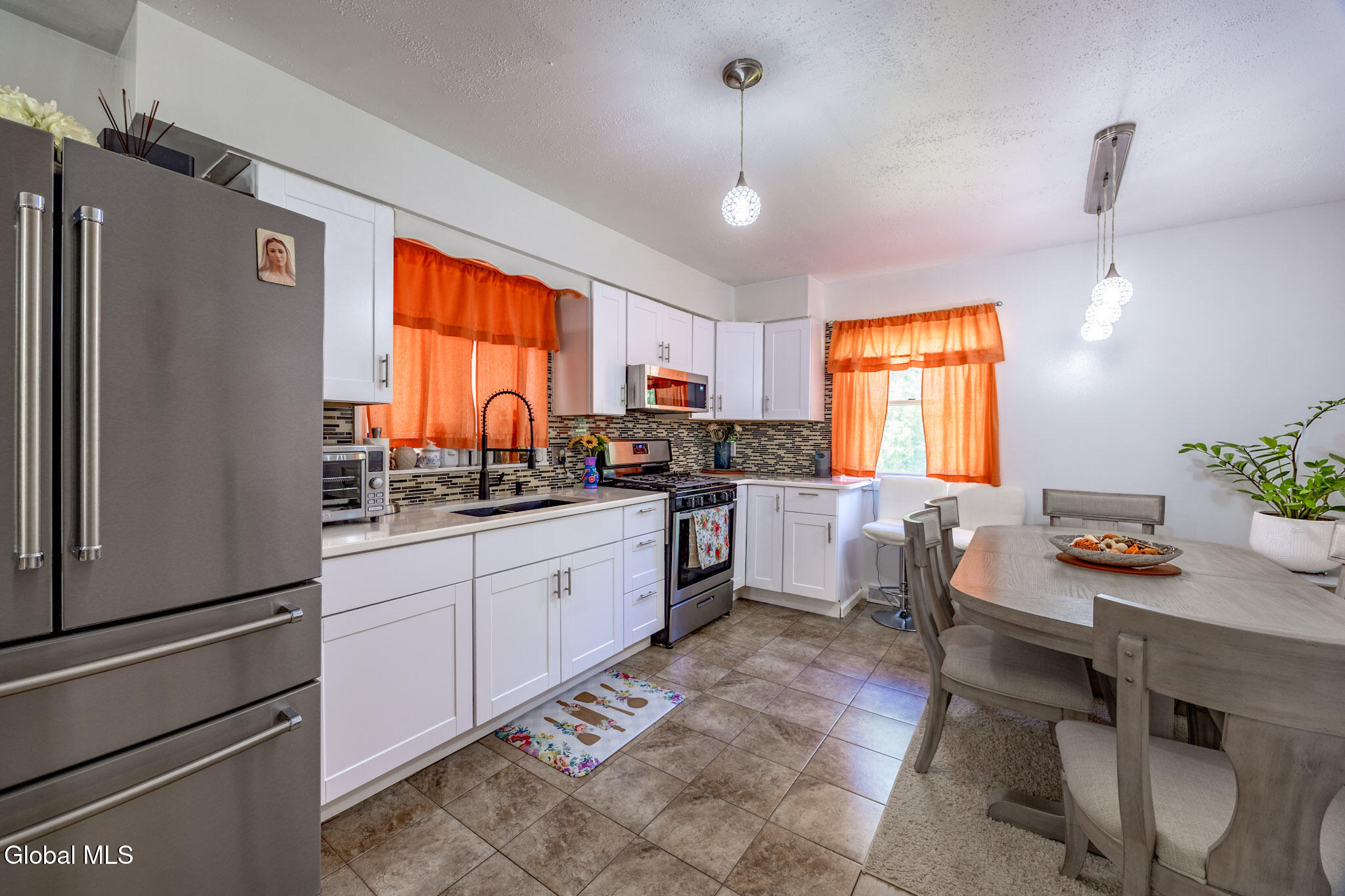 821 Hillside Avenue Schenectady NY 12308