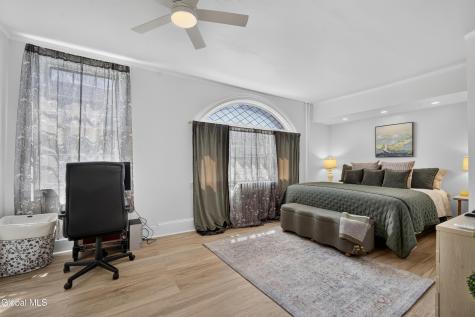 146 Regent Street Saratoga Springs NY 12866