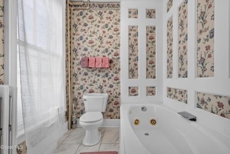 146 Regent Street Saratoga Springs NY 12866