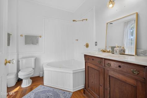 146 Regent Street Saratoga Springs NY 12866