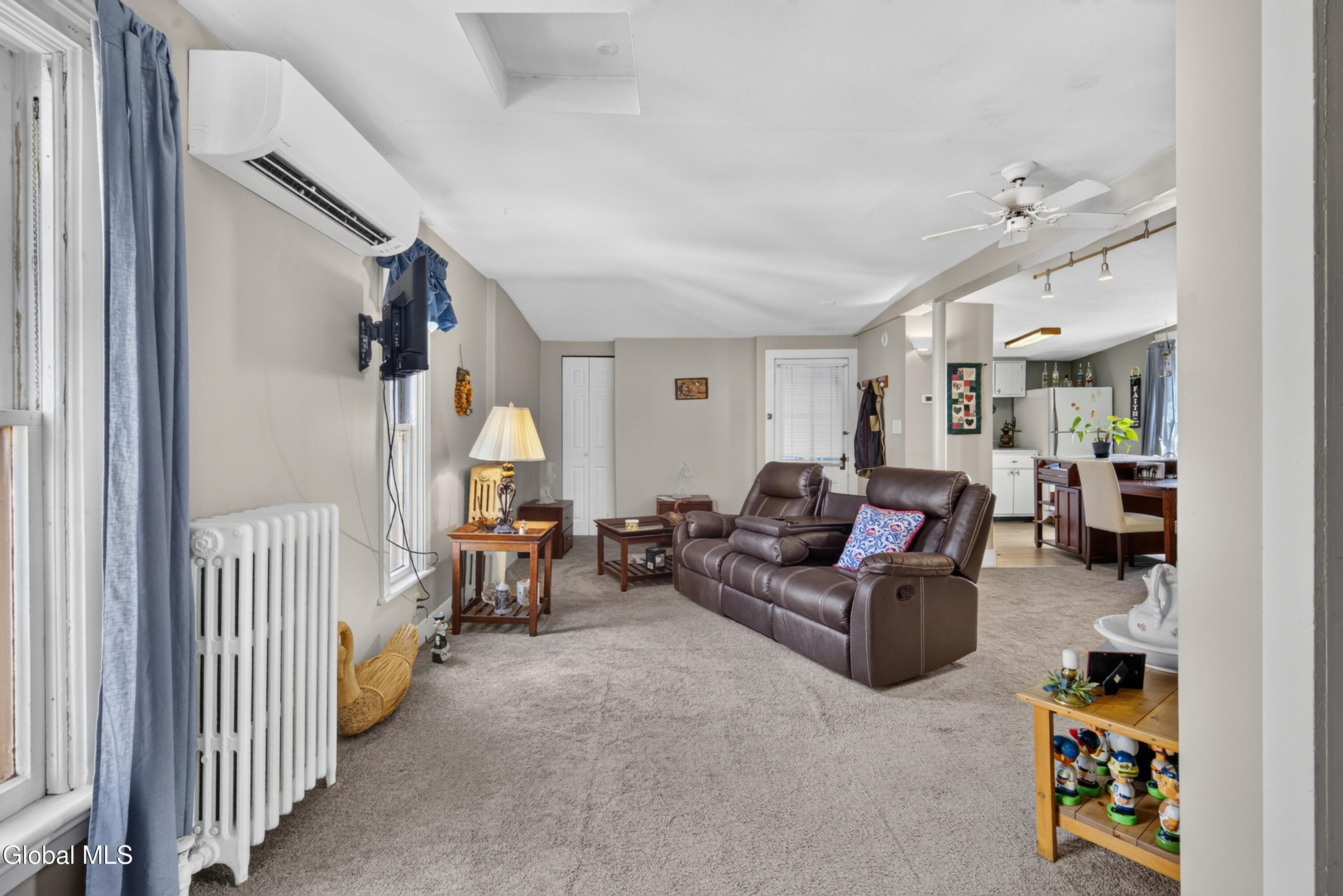 146 Regent Street Saratoga Springs NY 12866
