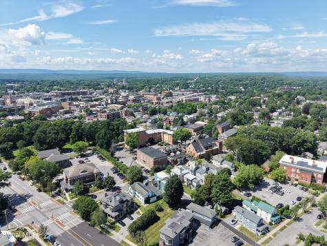 146 Regent Street Saratoga Springs NY 12866