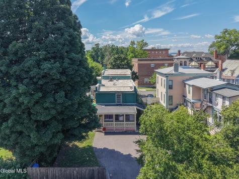 146 Regent Street Saratoga Springs NY 12866