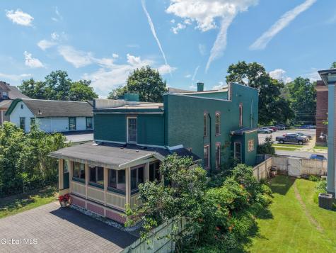 146 Regent Street Saratoga Springs NY 12866