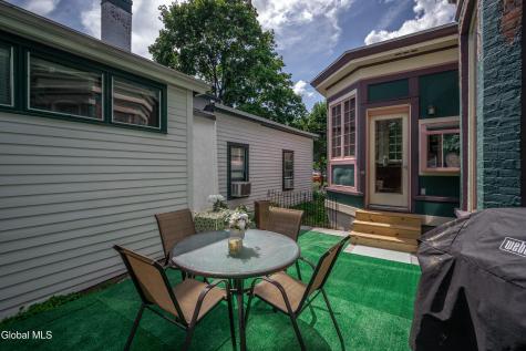146 Regent Street Saratoga Springs NY 12866
