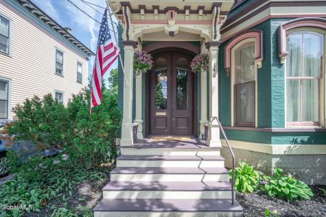146 Regent Street Saratoga Springs NY 12866