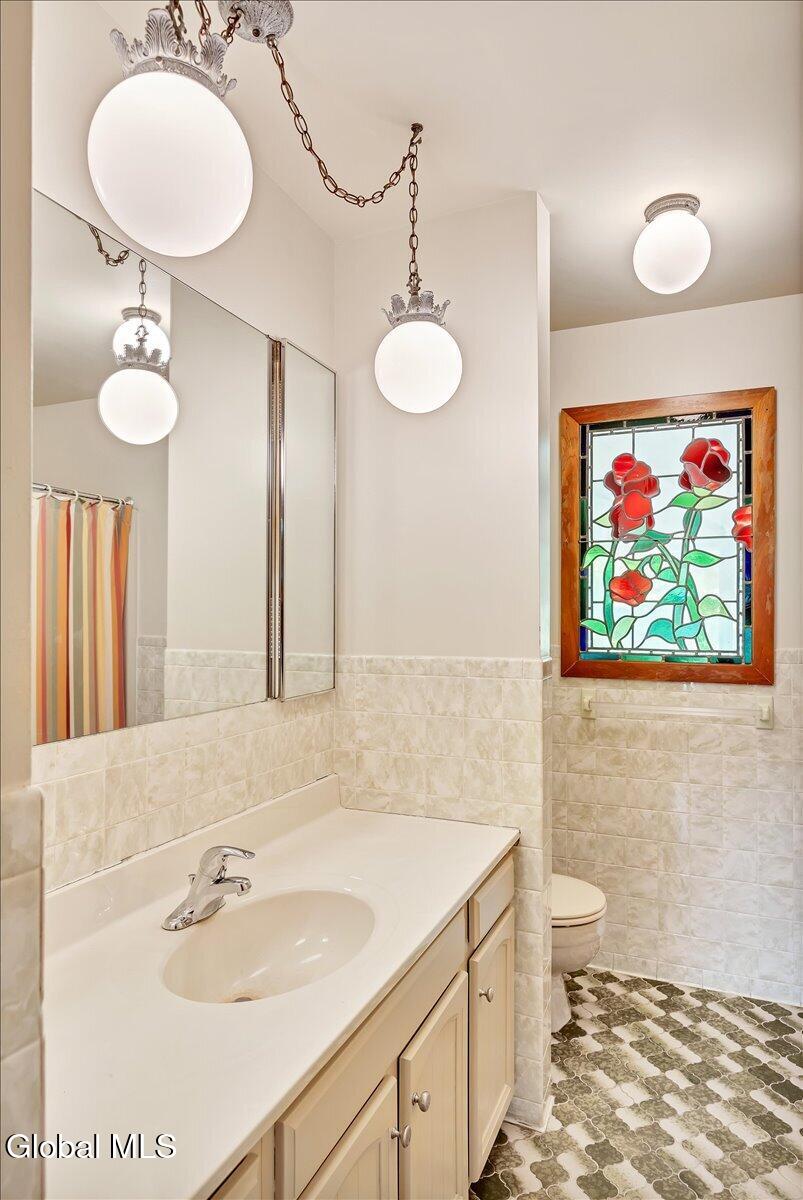 1056 Spring Avenue Extension Troy NY 12180