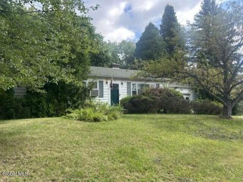 2 Crescent Lane Troy NY 12180