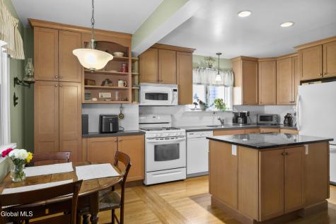 2165 Story Avenue Niskayuna NY 12309