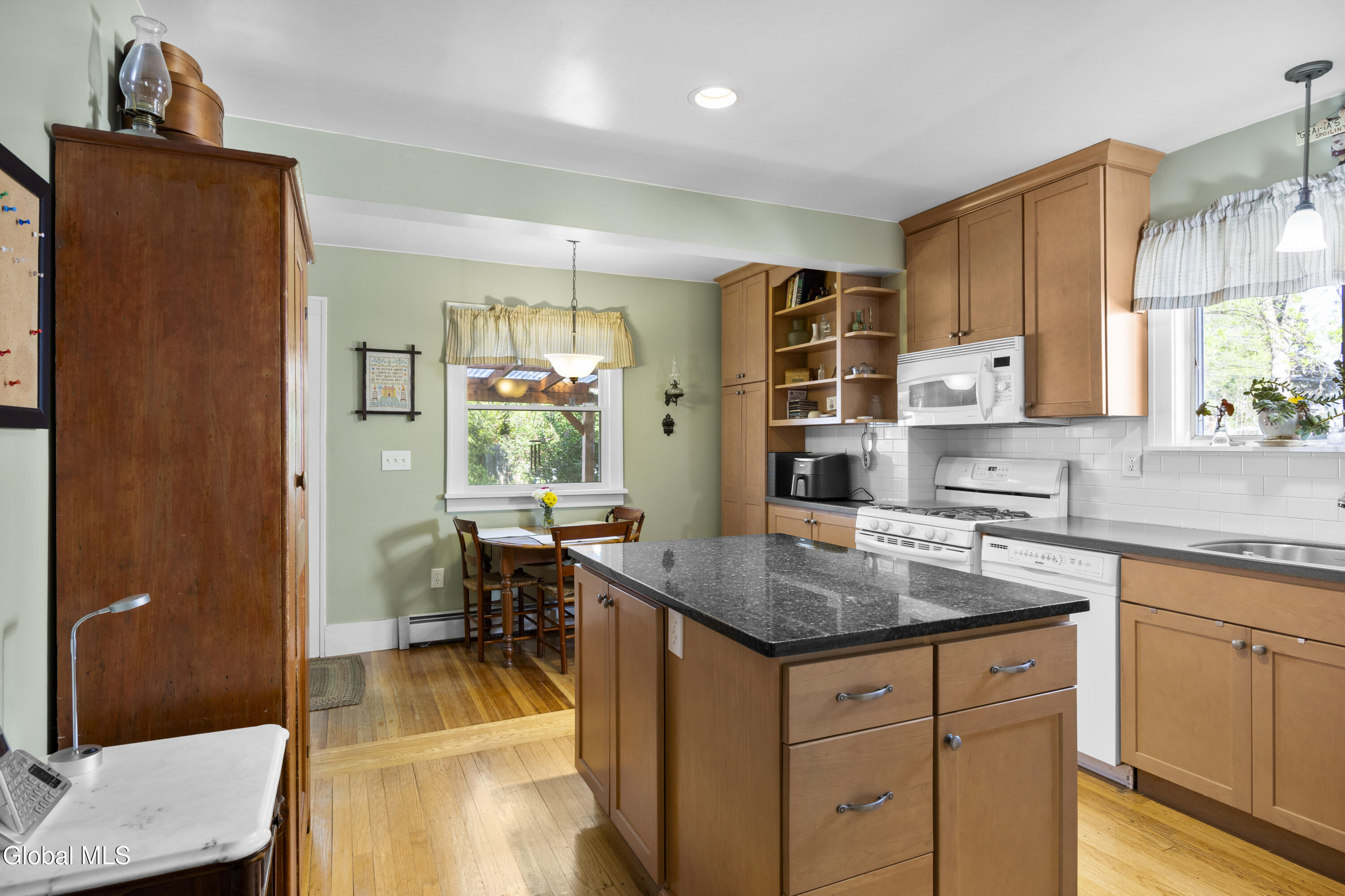 2165 Story Avenue Niskayuna NY 12309
