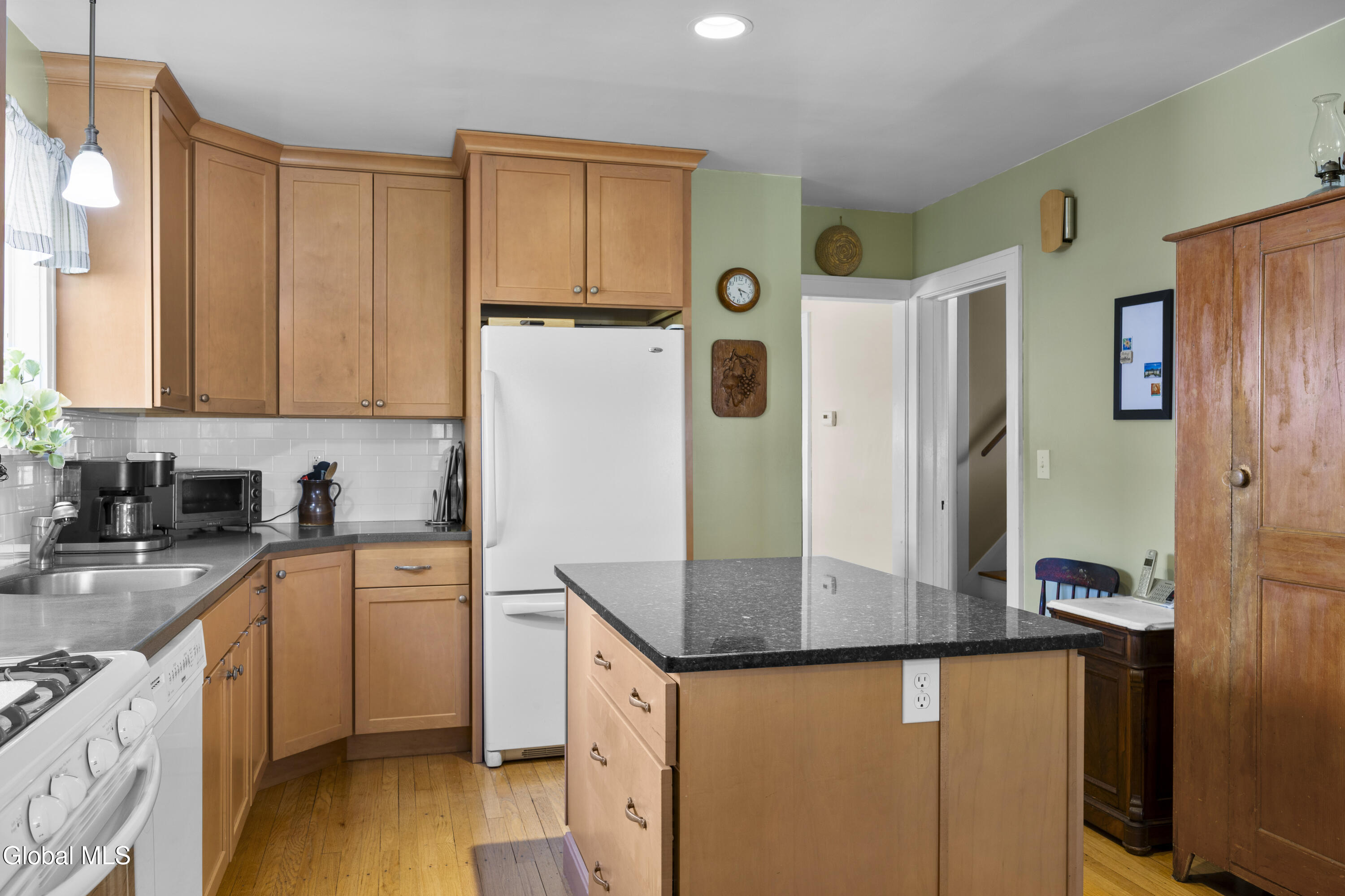 2165 Story Avenue Niskayuna NY 12309