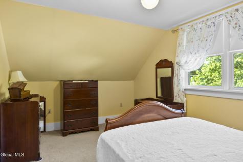 2165 Story Avenue Niskayuna NY 12309