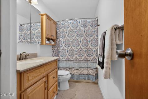 31 Glenbrook Drive Clifton Park NY 12065