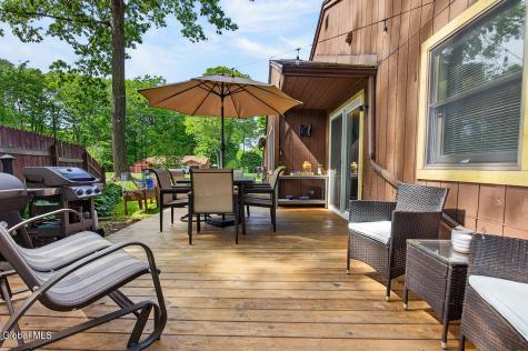 31 Glenbrook Drive Clifton Park NY 12065