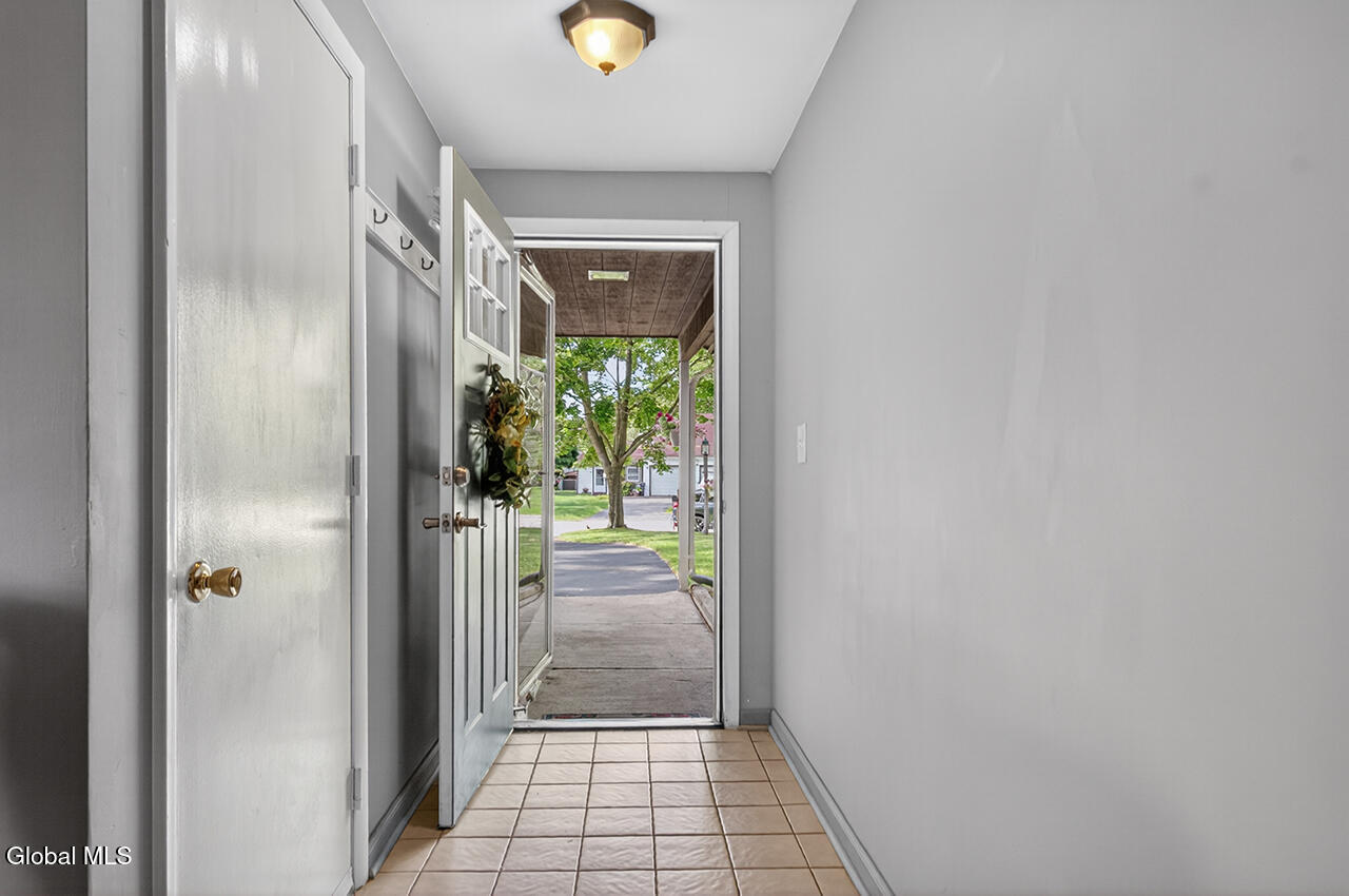 31 Glenbrook Drive Clifton Park NY 12065