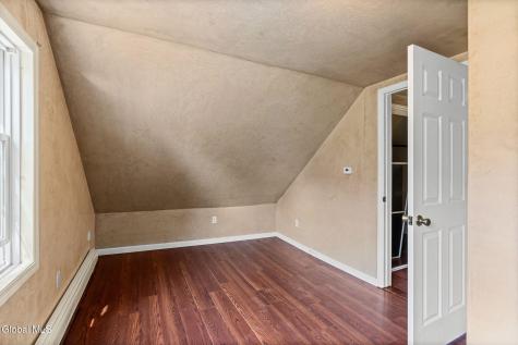 13 Sand Street Albany NY 12209