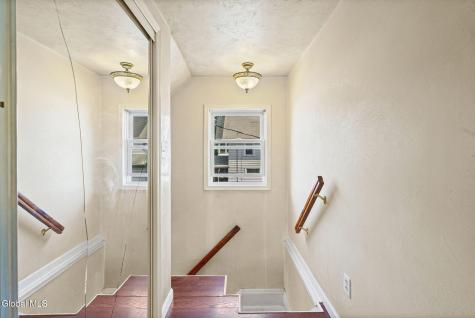 13 Sand Street Albany NY 12209