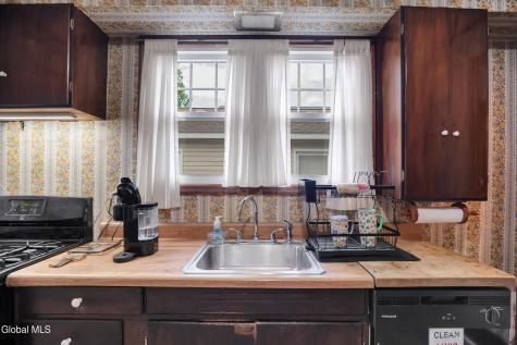 1083 Brierwood Boulevard Schenectady NY 12308