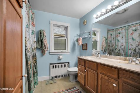 1083 Brierwood Boulevard Schenectady NY 12308
