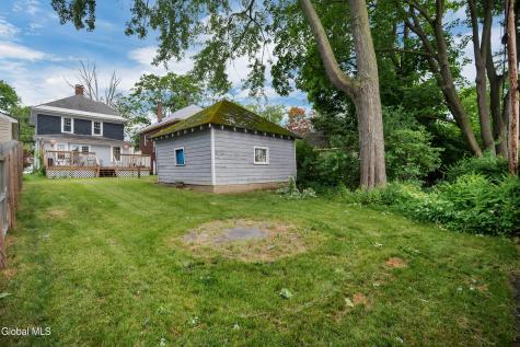 1083 Brierwood Boulevard Schenectady NY 12308